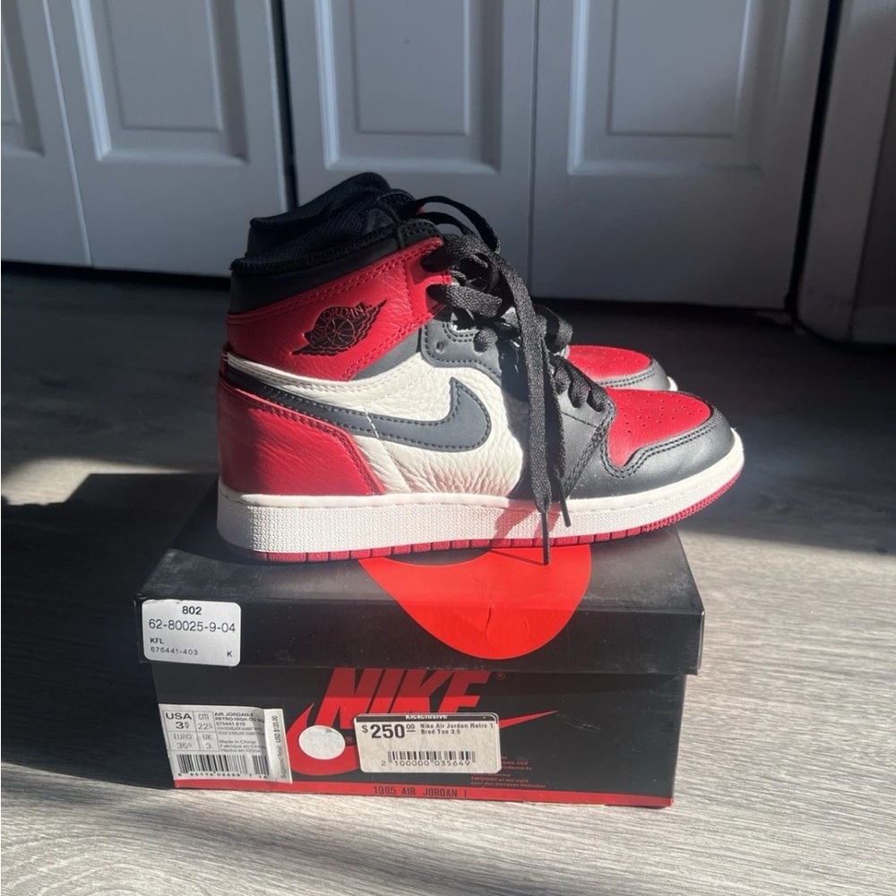 AIR JORDAN 1 RETRO HIGH OG GS USED SIZE 3.5Y BRED TOE GYM RED SUMMIT 575441 610